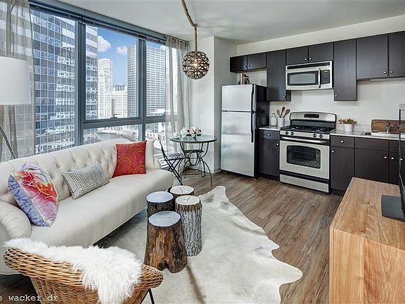 2nd image of 349 E Wacker Dr #1822