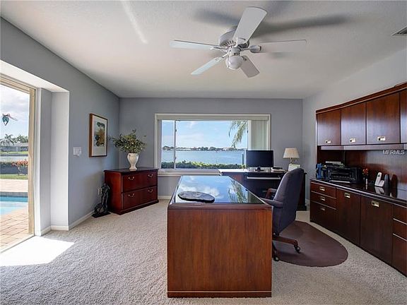 5th image of 224 Poinciana Ln