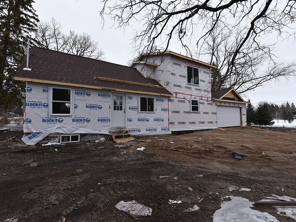 2nd image of 308 8th St NW