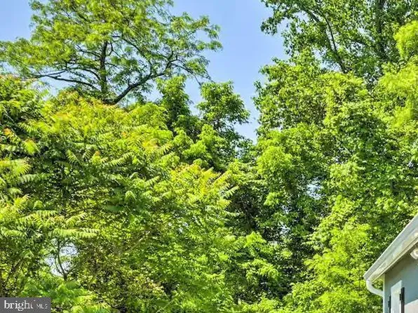 223 John St, Berkeley Springs, WV 25411