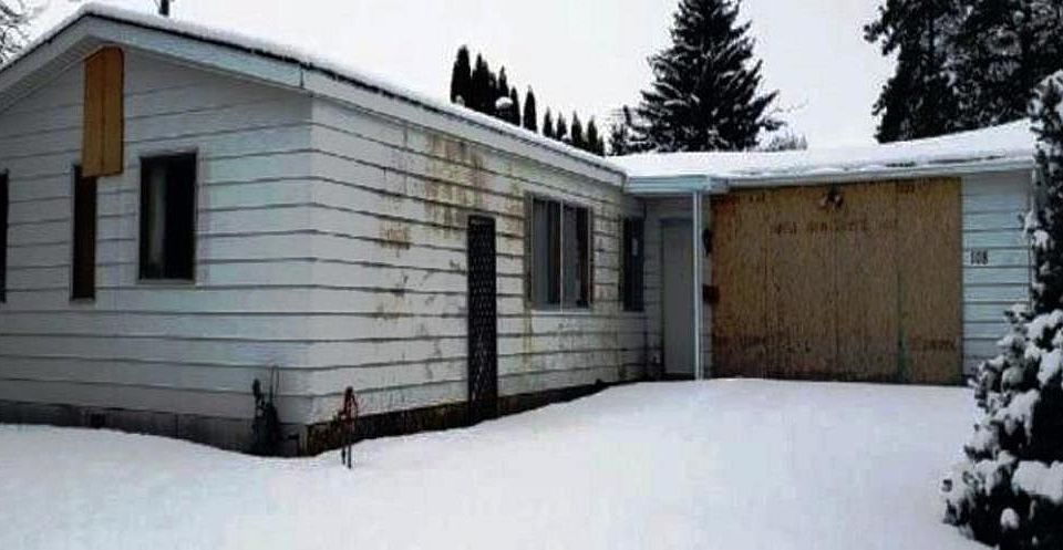 1st image of 108 W Coombs Dr