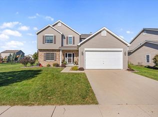 519 Vanderbilt Dr, Waunakee, WI 53597