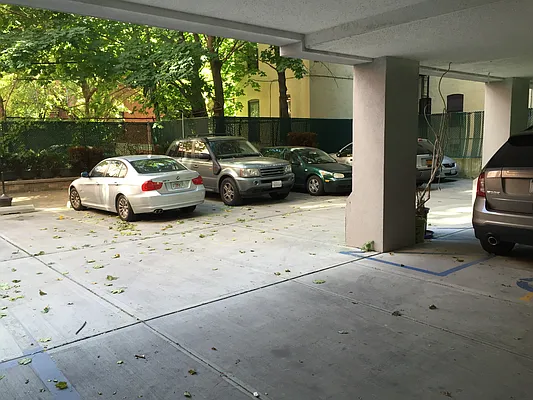 Rented by EXR | media 54