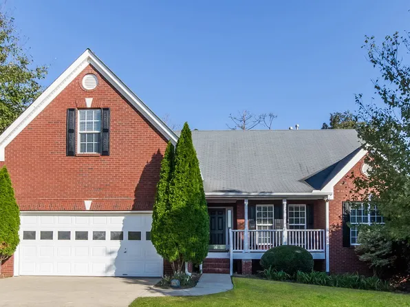 670 Chapel Hill Dr, Lawrenceville, GA 30045