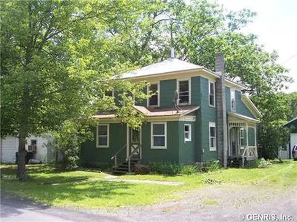 12281 Old State Rd, Cato, NY 13033
