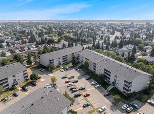 1620 48th St NW #208, Edmonton, AB T6L5P1