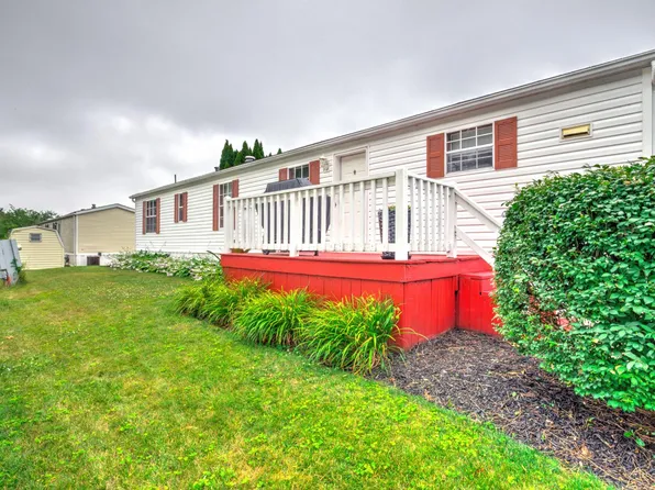 206 Saddleford Ct N, Lancaster, PA 17603