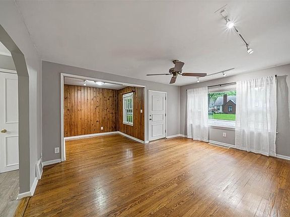 3rd image of 5344 Nall Ave