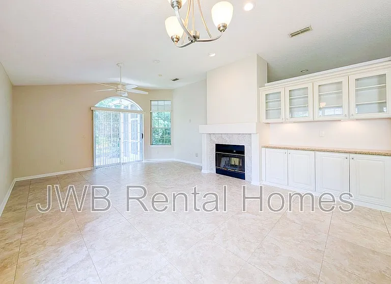 1672 Blue Heron Ln — Photo 4