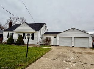 918 15th St SW, Massillon, OH