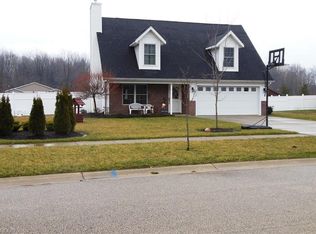 1640 Logging Ct, Geneva, OH 44041