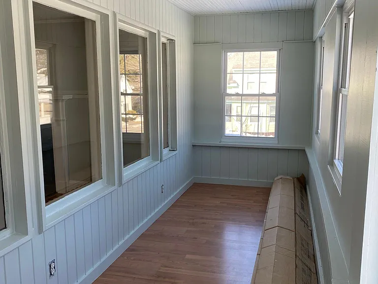 247 Forest St — Photo 6