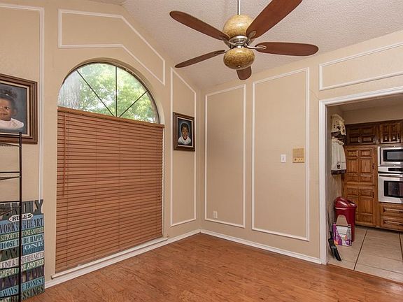 4th image of 515 Wildvine Dr