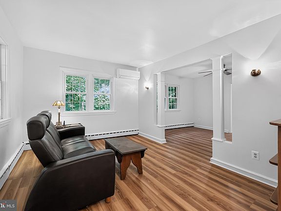 5th image of 53 Summit Ave