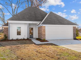 704 Autumn Hl, Madison, MS 39110