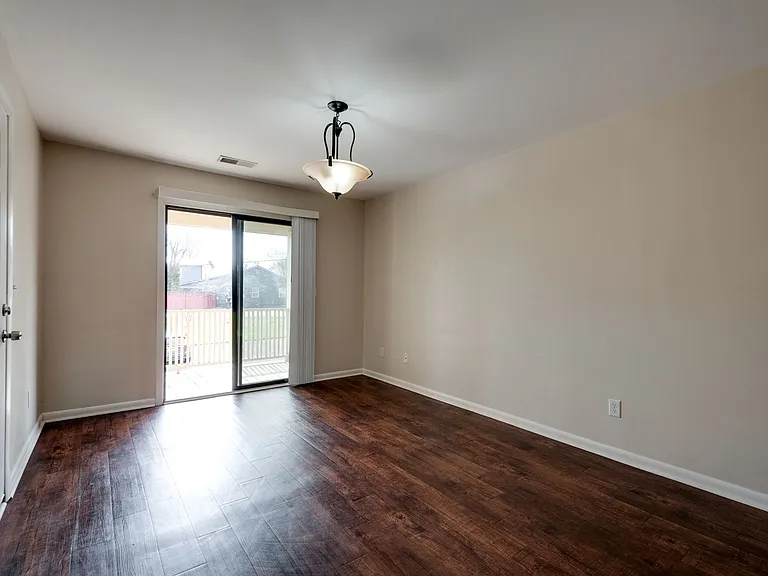 514 N Petway St — Photo 10