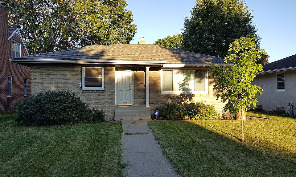 1st image of 4224 Oliver Ave N