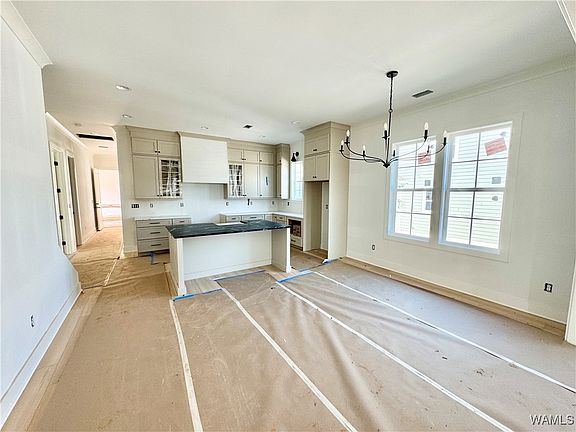4th image of 1600 Stillwater Cir