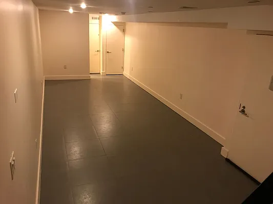 Rented by Premier Metro Realty Corp | media 10