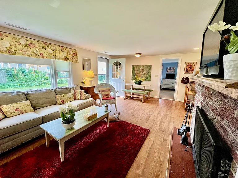 28 Kelsey Rd — Photo 9