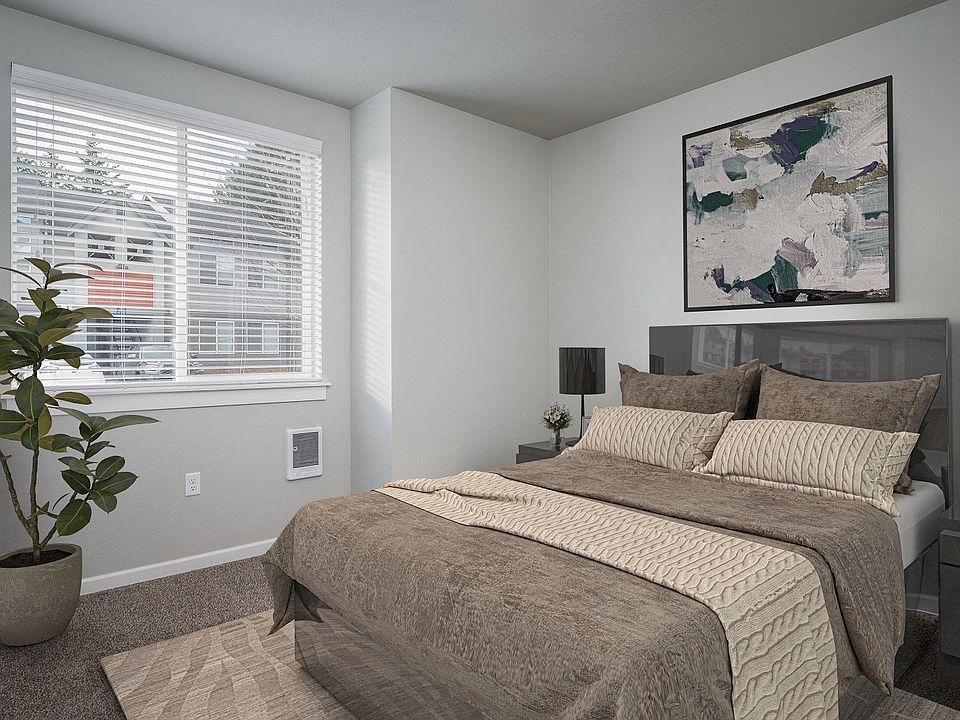 Wingate Square & East Wingate | Bedroom