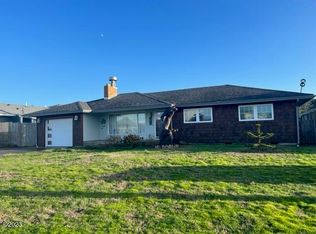 537 SW 3rd St, Newport, OR 97365