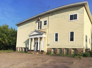 232 Zoberlein St, Ishpeming, MI 49849