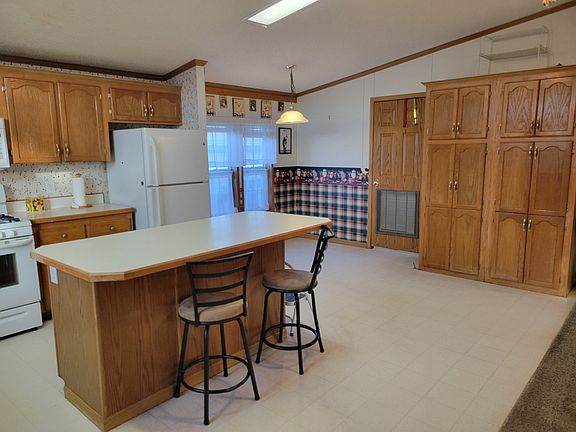 3rd image of 25749 S Shoal Creek Dr #209