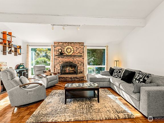 4th image of 14616 106th Avenue NE