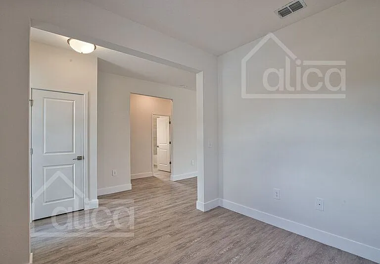3539 Donahue Ave — Photo 7