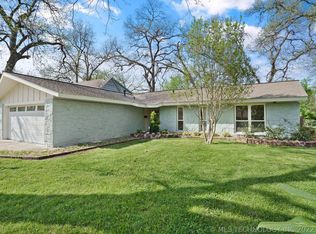 1925 E 52nd St, Tulsa, OK 74105