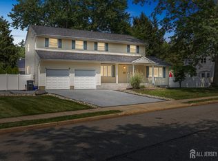 45 S Brook Dr, Milltown, NJ 08850