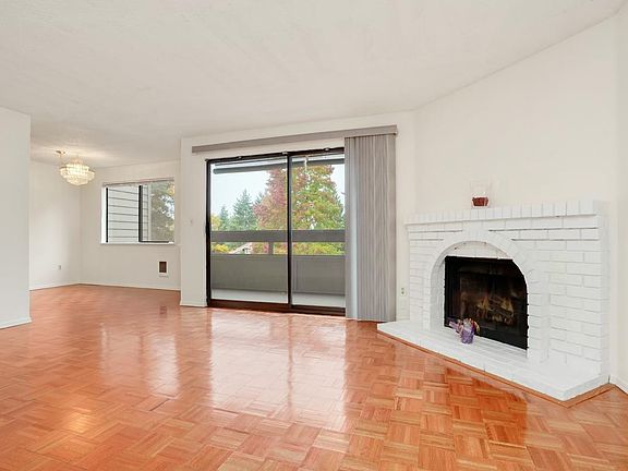 5th image of 12717 NE 116th St APT D103