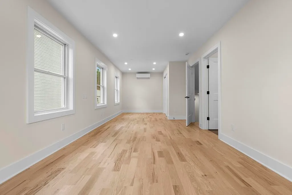 Building Photo - 435 Glenbrook Rd #1