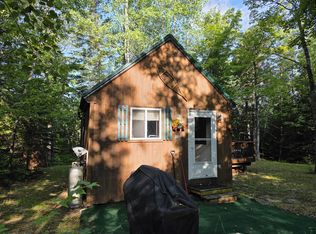 6 Juniper Ln, Abbot, ME 04406