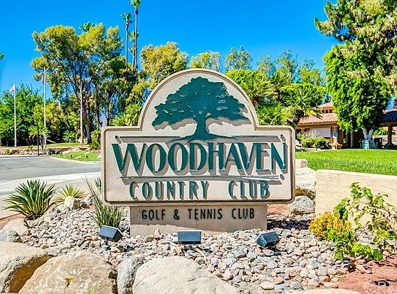 2nd image of 77660 Woodhaven Dr N