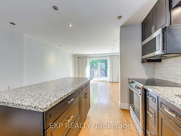 2407 Stefi Trl — Photo 9