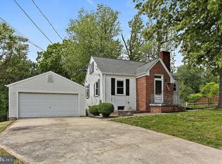 8201 Comet Dr, Fort Washington, MD 20744