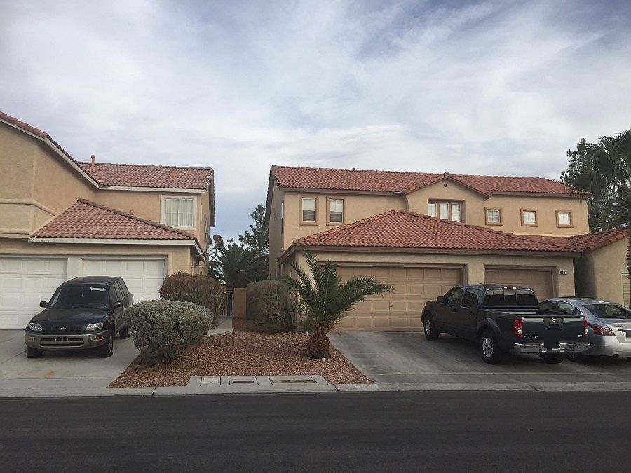 2nd image of 9082 Edenbridge Ct