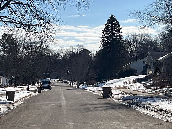 4th image of 45 Merlham Dr