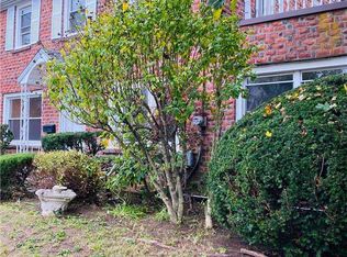 361 Ocean Ave, Malverne, NY 11565