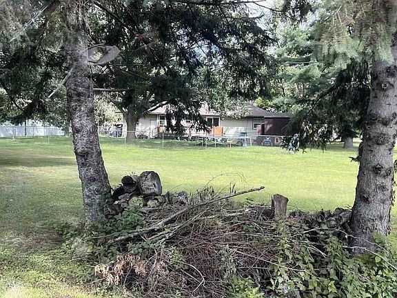 2nd image of 501 Fair Ave W