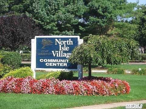 1st image of 8 Osage Ct #8