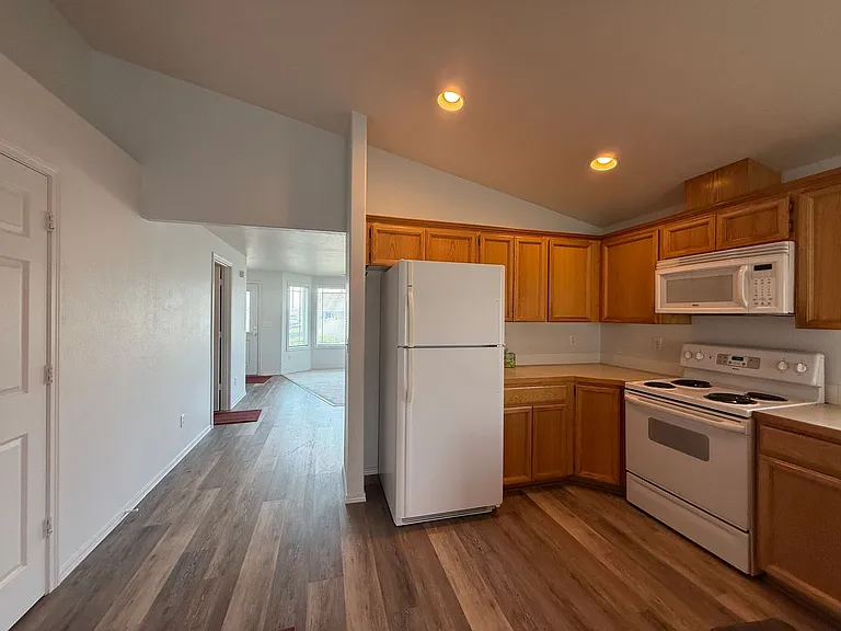 4603 Messara Ln — Photo 4