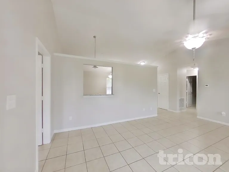 6007 Jackie Ln — Photo 3