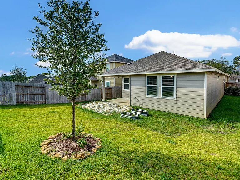 18572 Meadow Point Ln — Photo 43