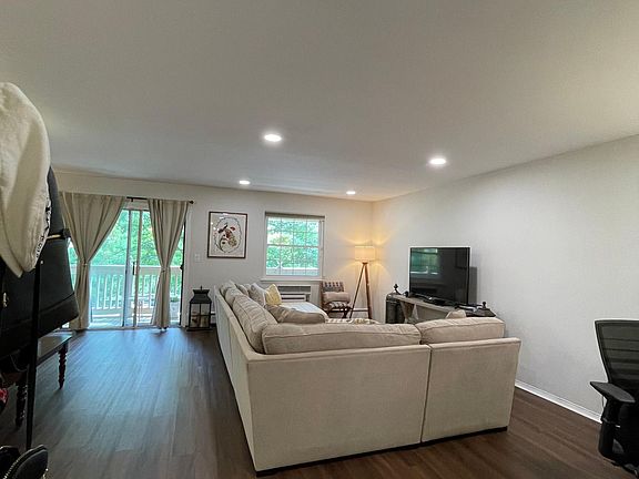 3rd image of 1501 Jordan Ct Floor 2