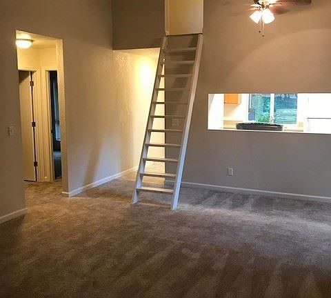 3rd image of 903 Northup Way APT A