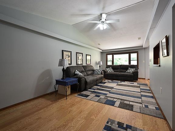 5th image of 3712 Placid Pl
