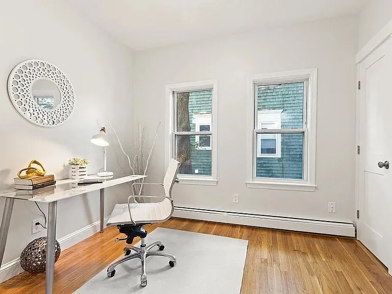 101 Brent St #3 — Photo 9